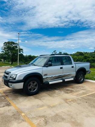 CHEVROLET S10 2.4 MPFI RODEIO 4X2 CD 8V FLEX 4P MANUAL
